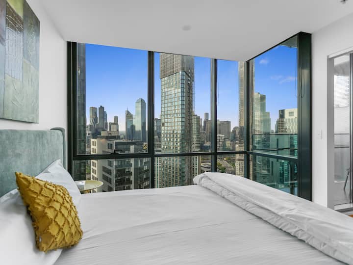 Stunning 2-bed Apartment With City Views - Melbourne