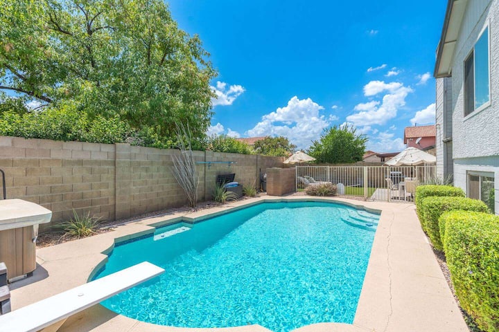 Private Pool & Hot Tub With Arcade Game Room - Mesa, AZ