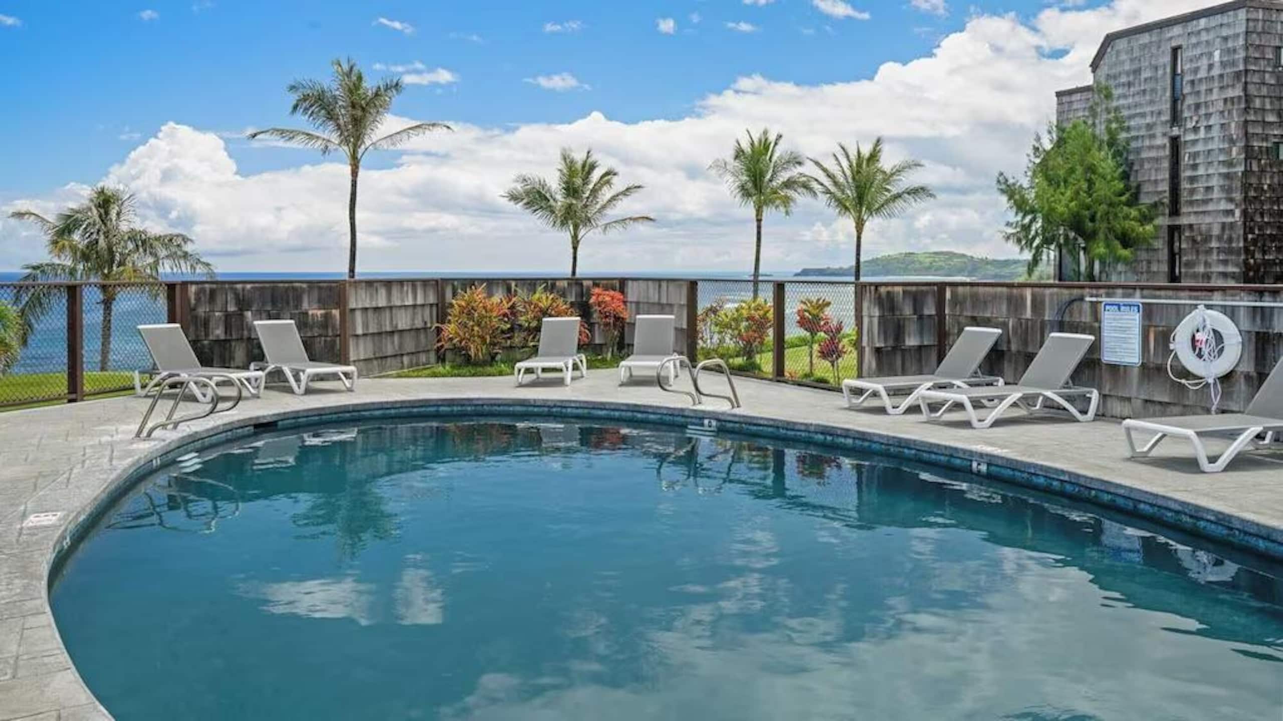 Condo in Princeville · ★4.92 · 1 bedroom · 2 beds · 1 bath - Image 19