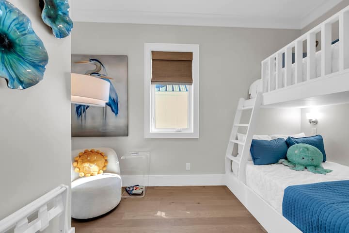 Dhomë me krevate marinari, e përkryer për fëmijët!