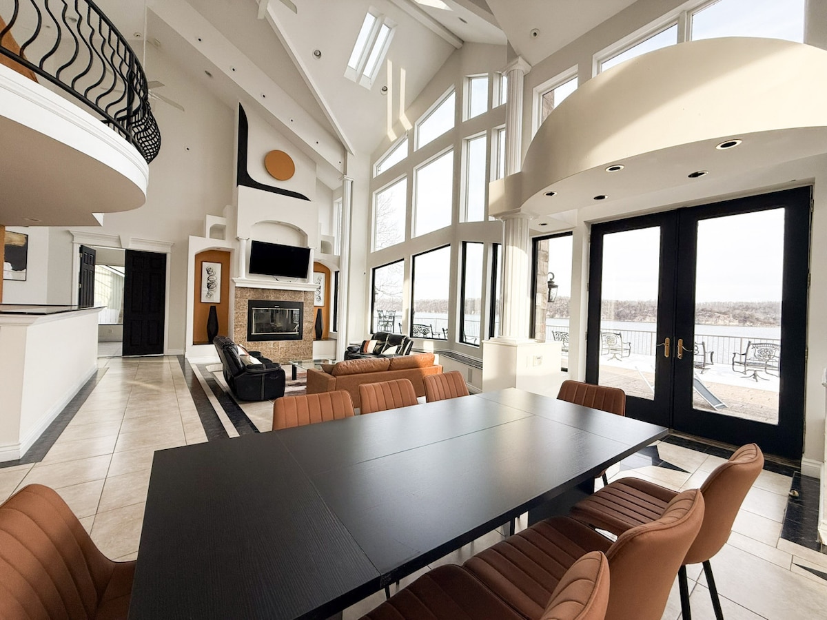 Lakefront Mansion | SwimSpa, Dock & Scenic Views photo 19