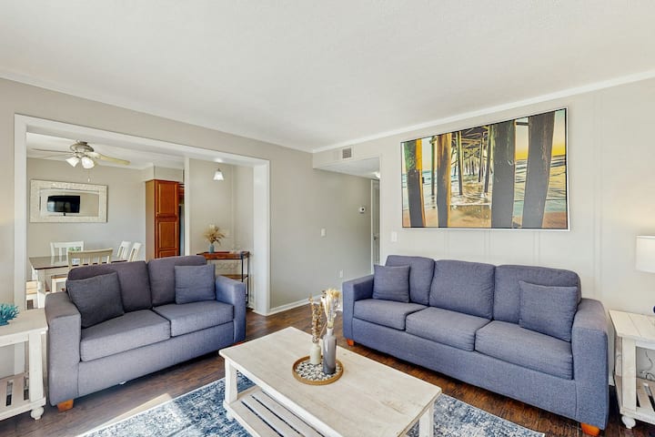 2br Condo With Pools, Hot Tub,  & Beach Access - Surfside Beach, SC