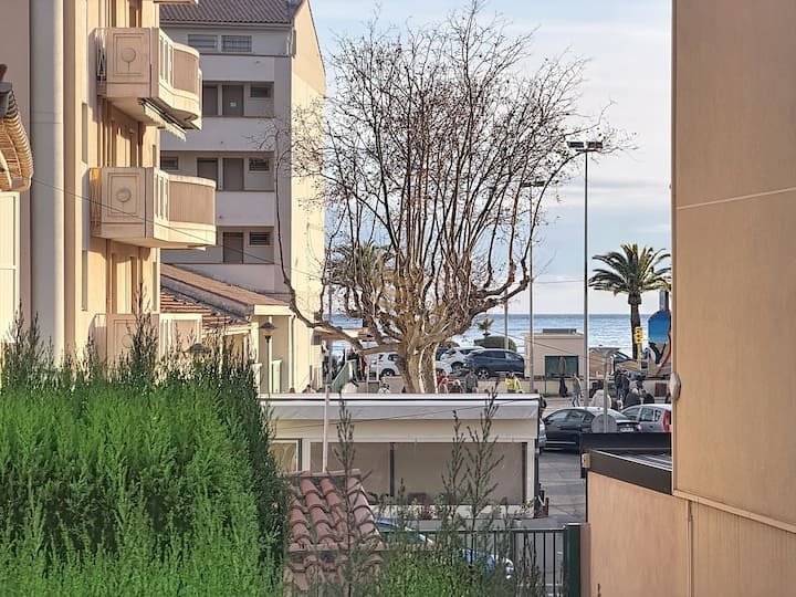 Apt3br,ac,wifi, Sea View, Parking, 3min To Beach - Fréjus