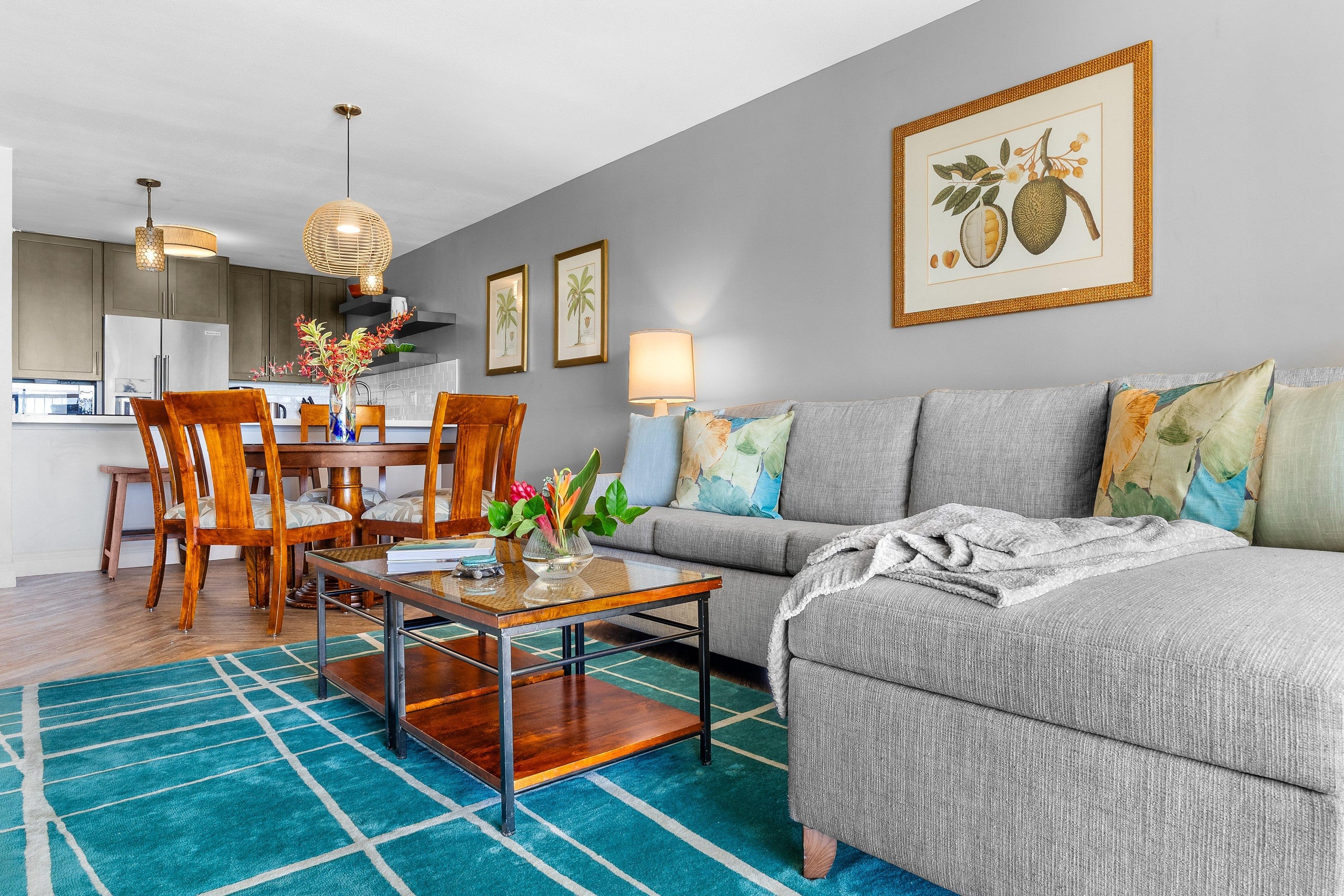 Condo in Honolulu · ★4.6 · 2 bedrooms · 4 beds · 2 private baths - Image 9