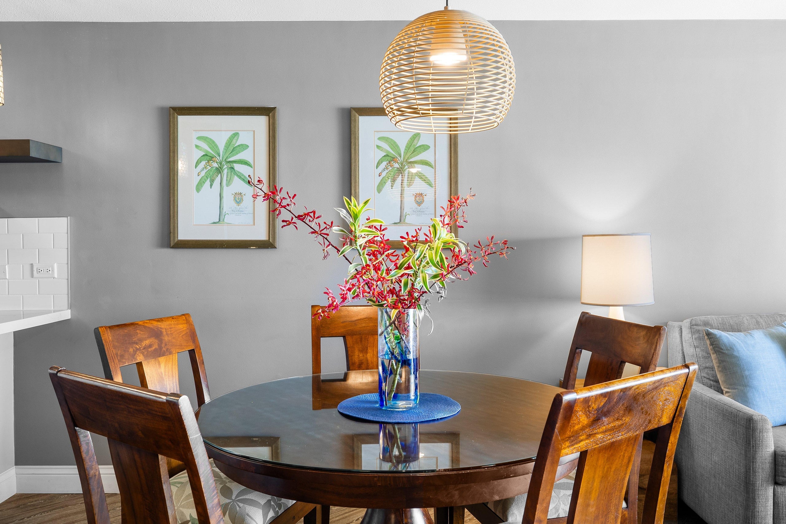 Condo in Honolulu · ★4.6 · 2 bedrooms · 4 beds · 2 private baths - Image 16