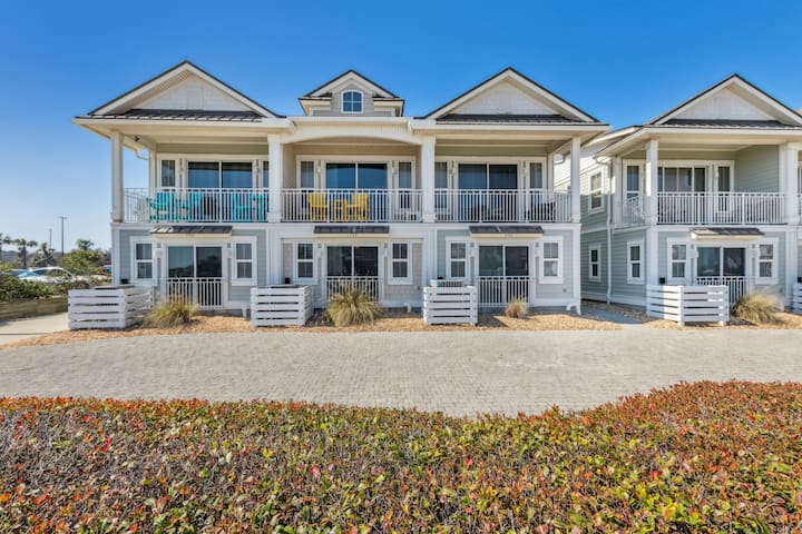 Amelia Island Updated Beach Getaway 3-br, 3-bath - Fernandina Beach, FL