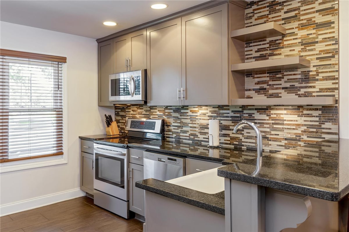 Villa Near Gainesville, Ideal Country Escape