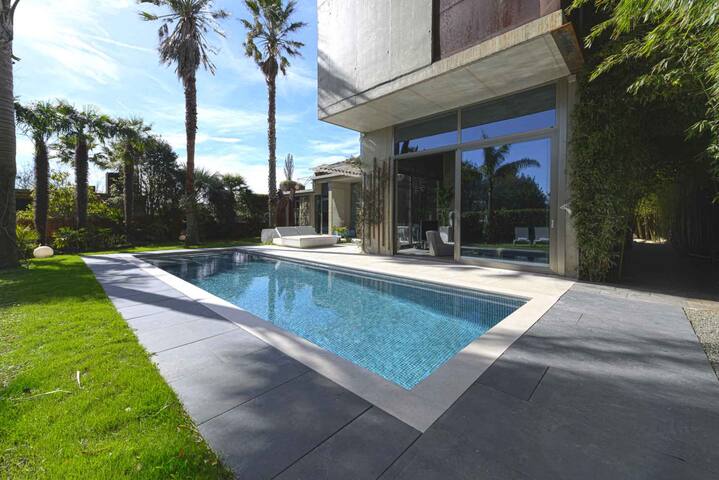 Oasis Living managed Airbnb listing 1