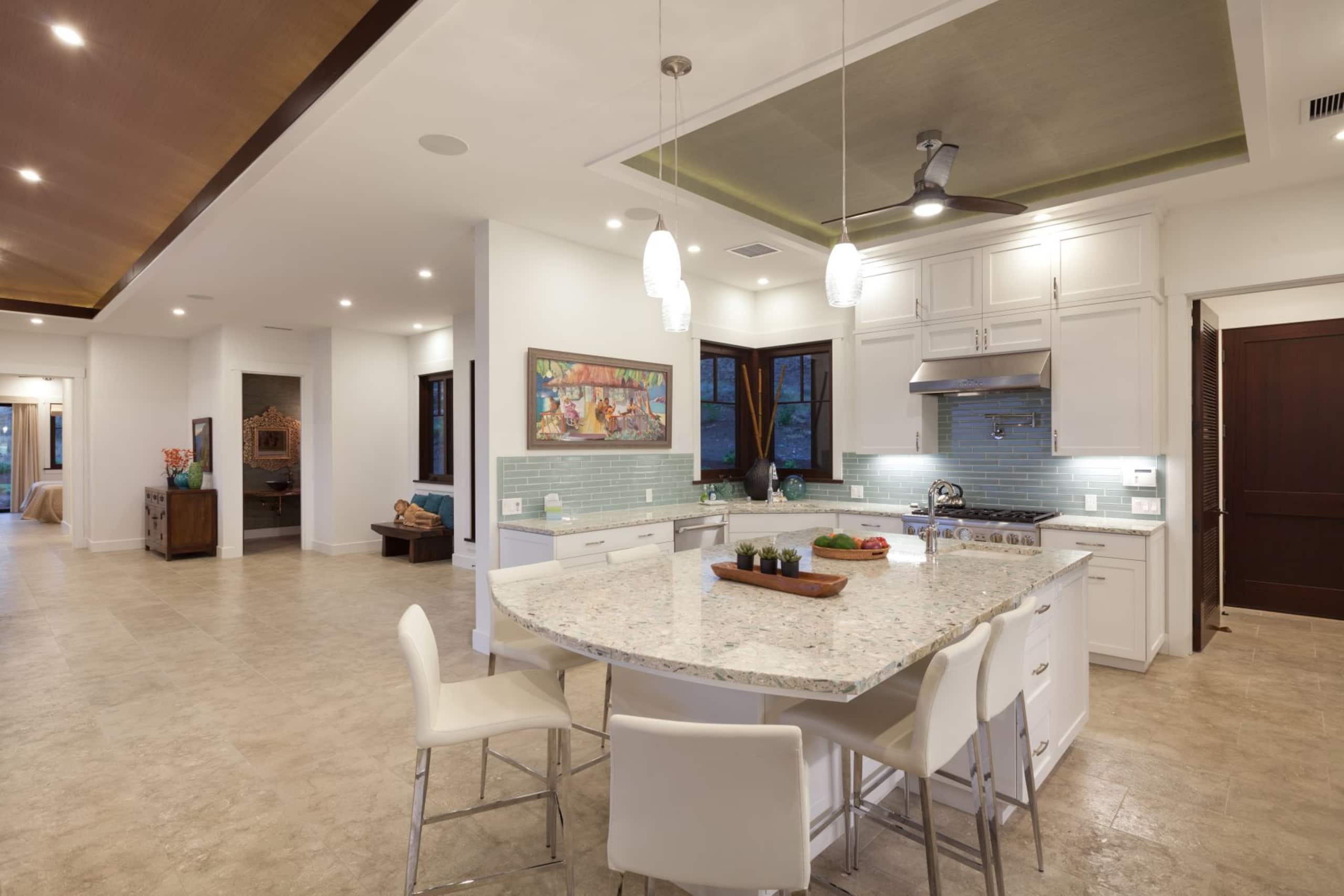 Home in Waimea · ★5.0 · 4 bedrooms · 6 beds · 4.5 baths - Image 19