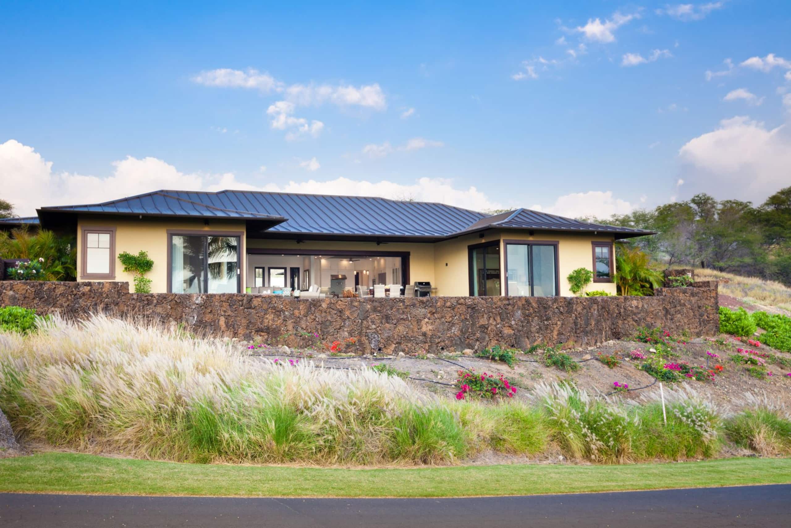 Home in Waimea · ★5.0 · 4 bedrooms · 6 beds · 4.5 baths - Image 12