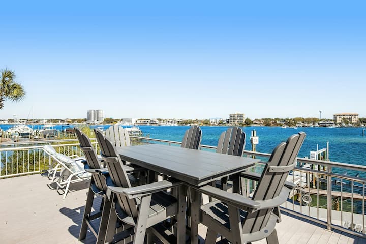 3br Soundview | Dock | Balcony | W/d - Destin, FL