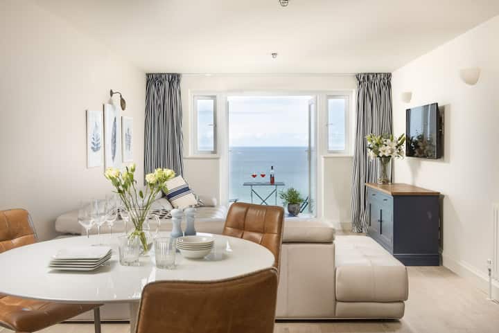 Emerald - Sea View - Free Parking - 100m To Beach - St Ives