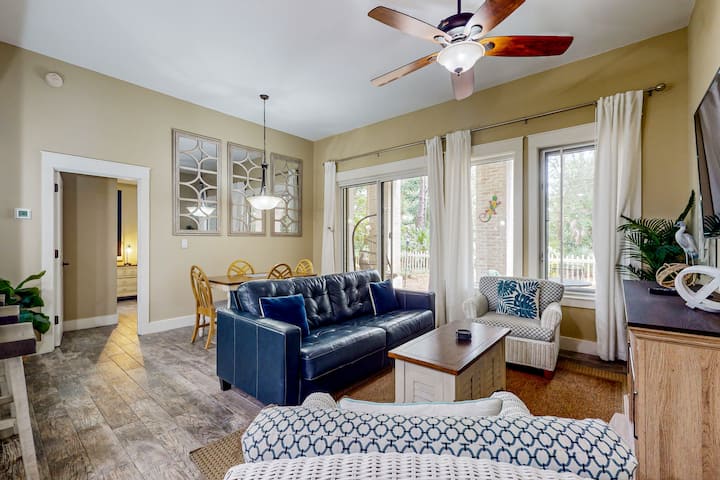 1br | Patio | Pool | W/d | Tennis - Miramar Beach, FL