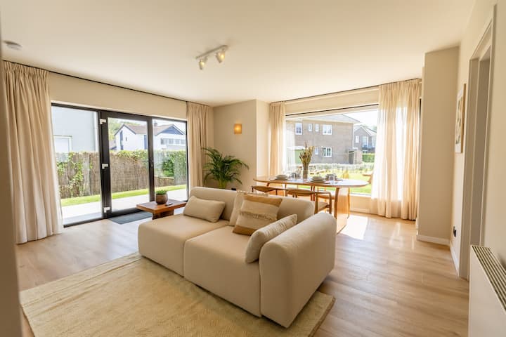 Cozy 2br Apartment W/ Beach Access - Cadzand
