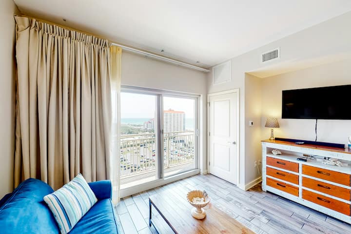 Studio Oceanview | Balcony | Pool | Kitchenette - Miramar Beach, FL