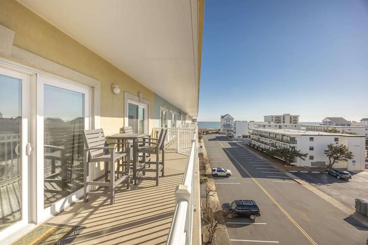 Ocean View 138th Street 3 Br, Sleeps 12 With Pool - Ocean City