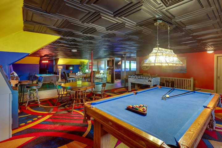 Fun & Unique Home W/ Vintage Game Room In Annville - Hershey, PA