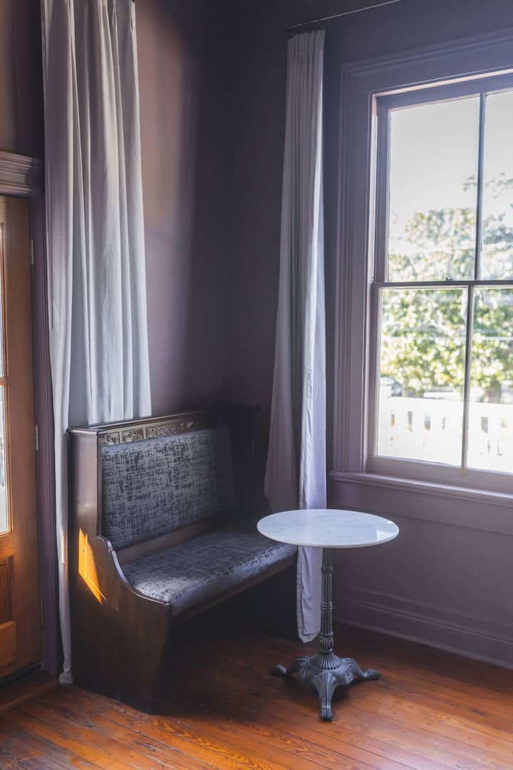 The Gilded Lady-king Bed Suite W/ Private Balcony - ガルフ・ブリーズ, FL
