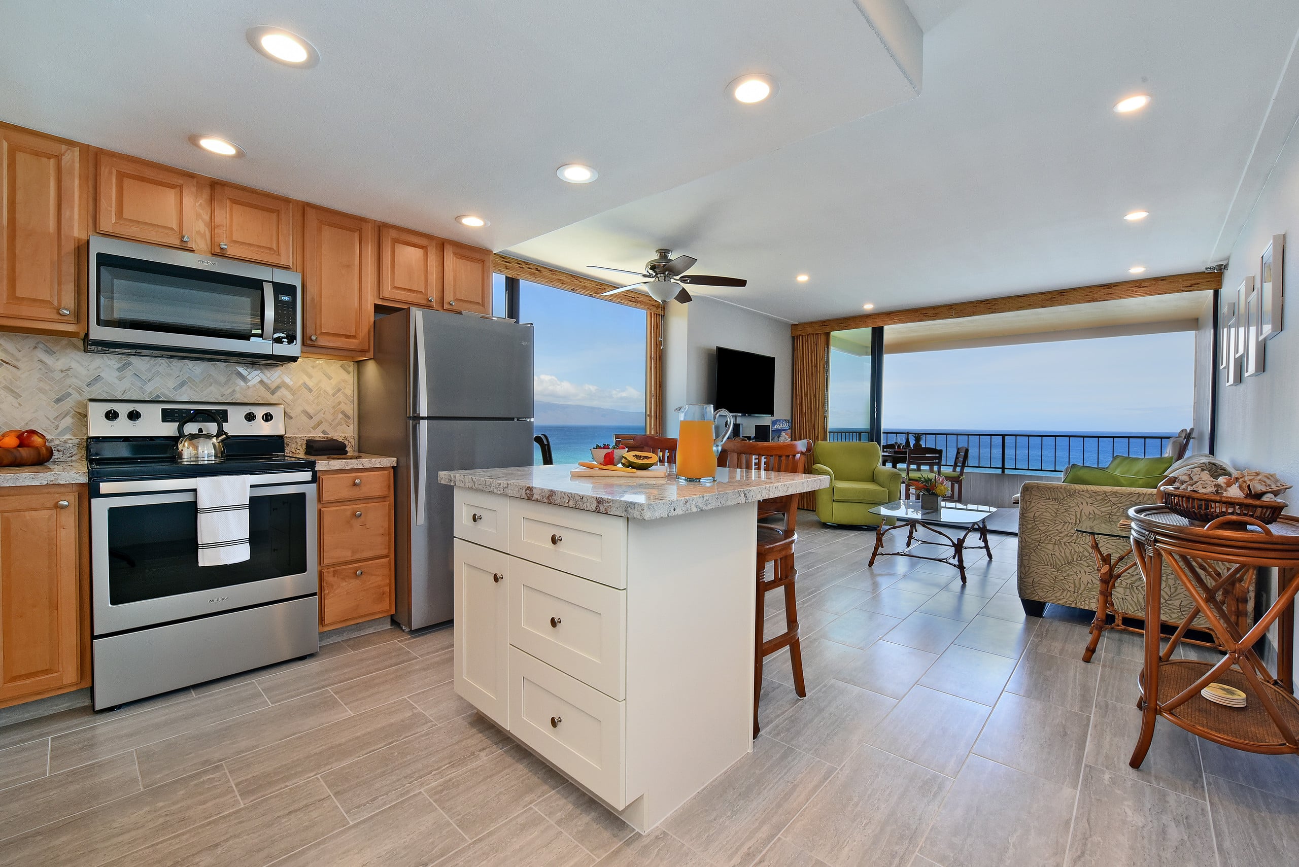 Condo in Lahaina · ★4.69 · 1 bedroom · 1 bed · 1 bath - Image 5