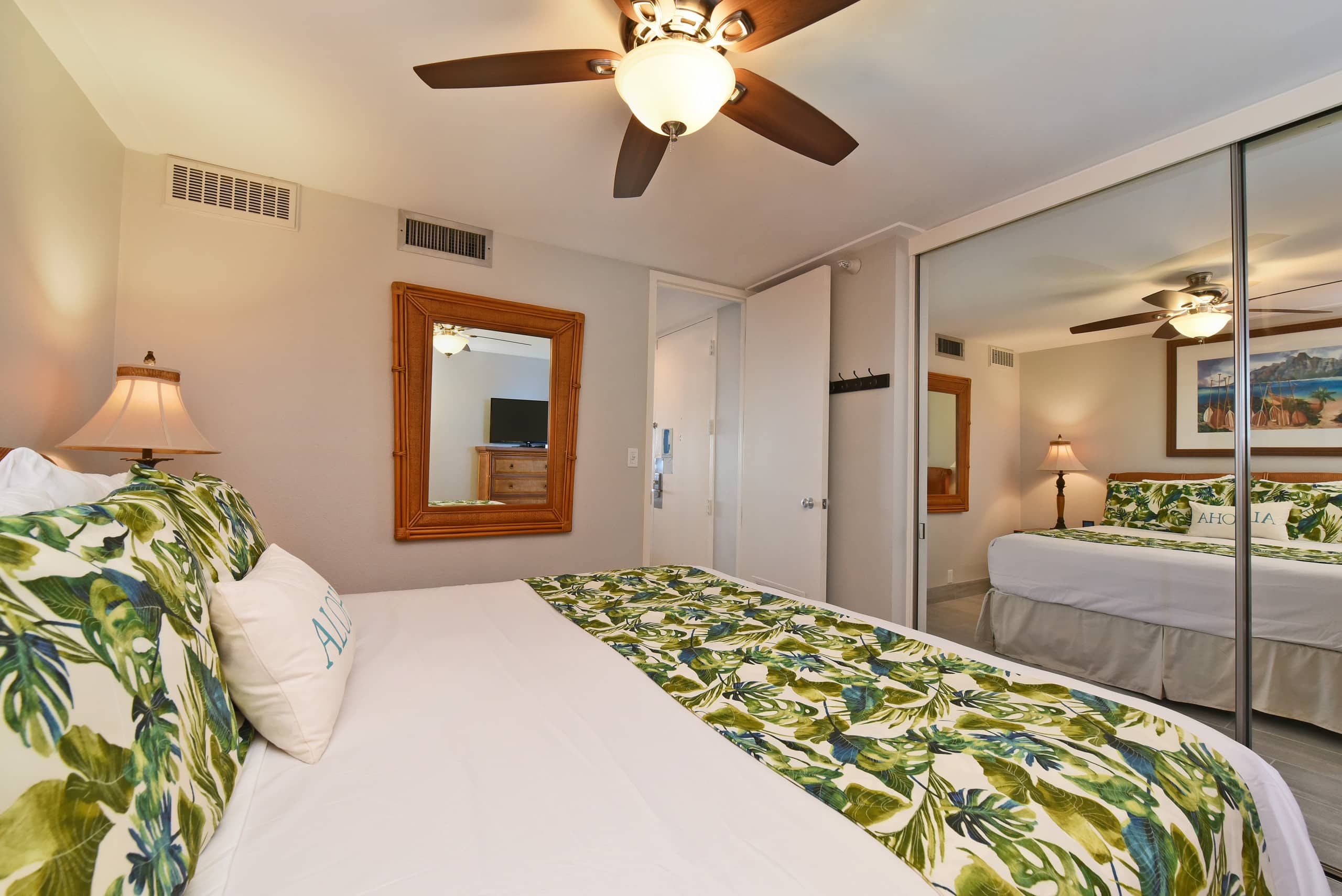 Condo in Lahaina · ★4.69 · 1 bedroom · 1 bed · 1 bath - Image 11