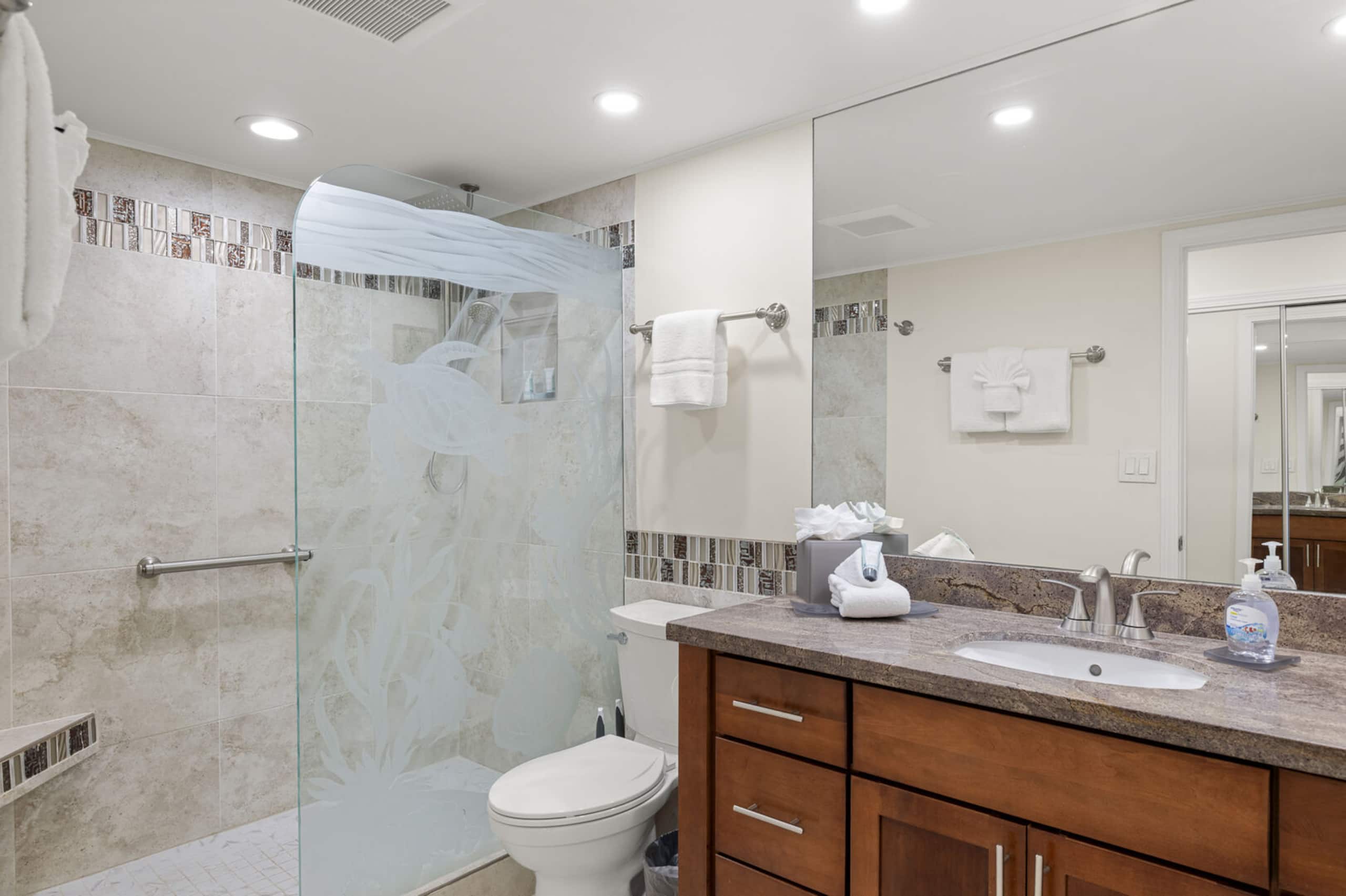 Condo in Lahaina · ★4.86 · 1 bedroom · 1 bed · 1 private bath - Image 10