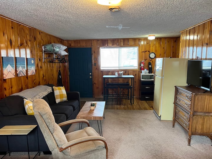 Room 12 At Bellamy's - Red River, NM