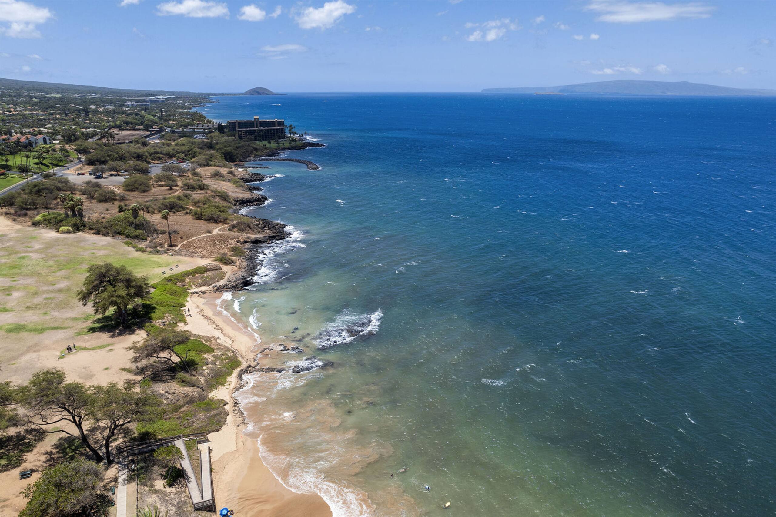 Condo in Kihei · ★5.0 · 2 bedrooms · 2 beds · 2 private baths - Image 49