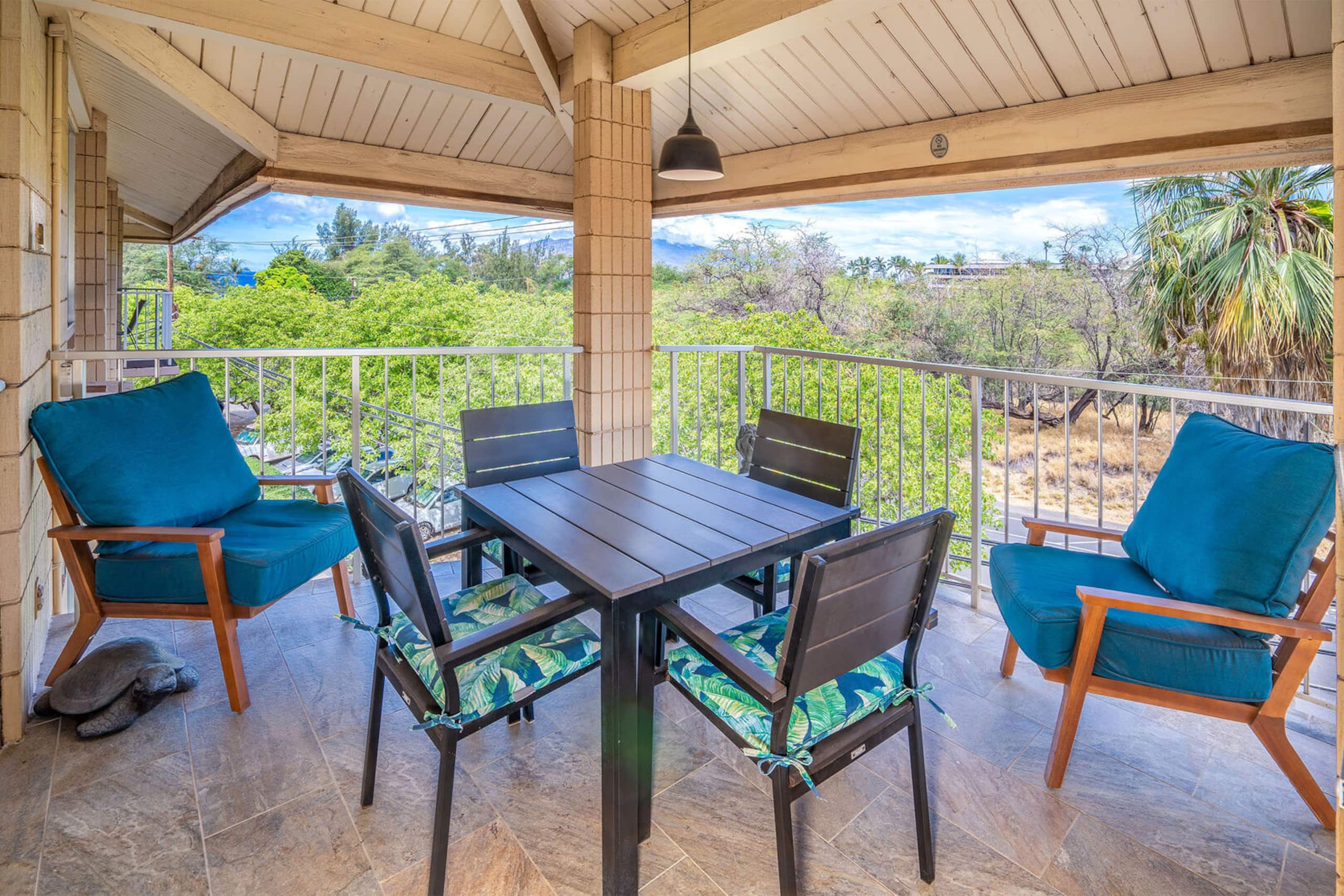 Condo in Kihei · ★5.0 · 2 bedrooms · 2 beds · 2 private baths - Image 4