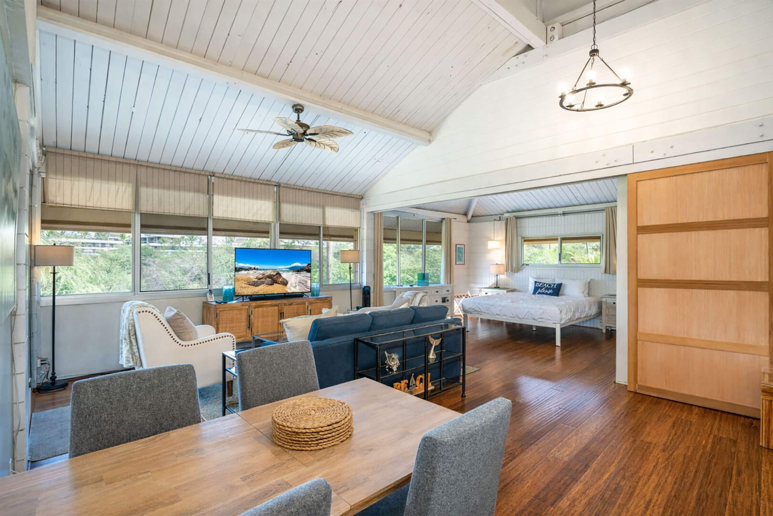 Condo in Kihei · ★5.0 · 2 bedrooms · 2 beds · 2 private baths - Image 12