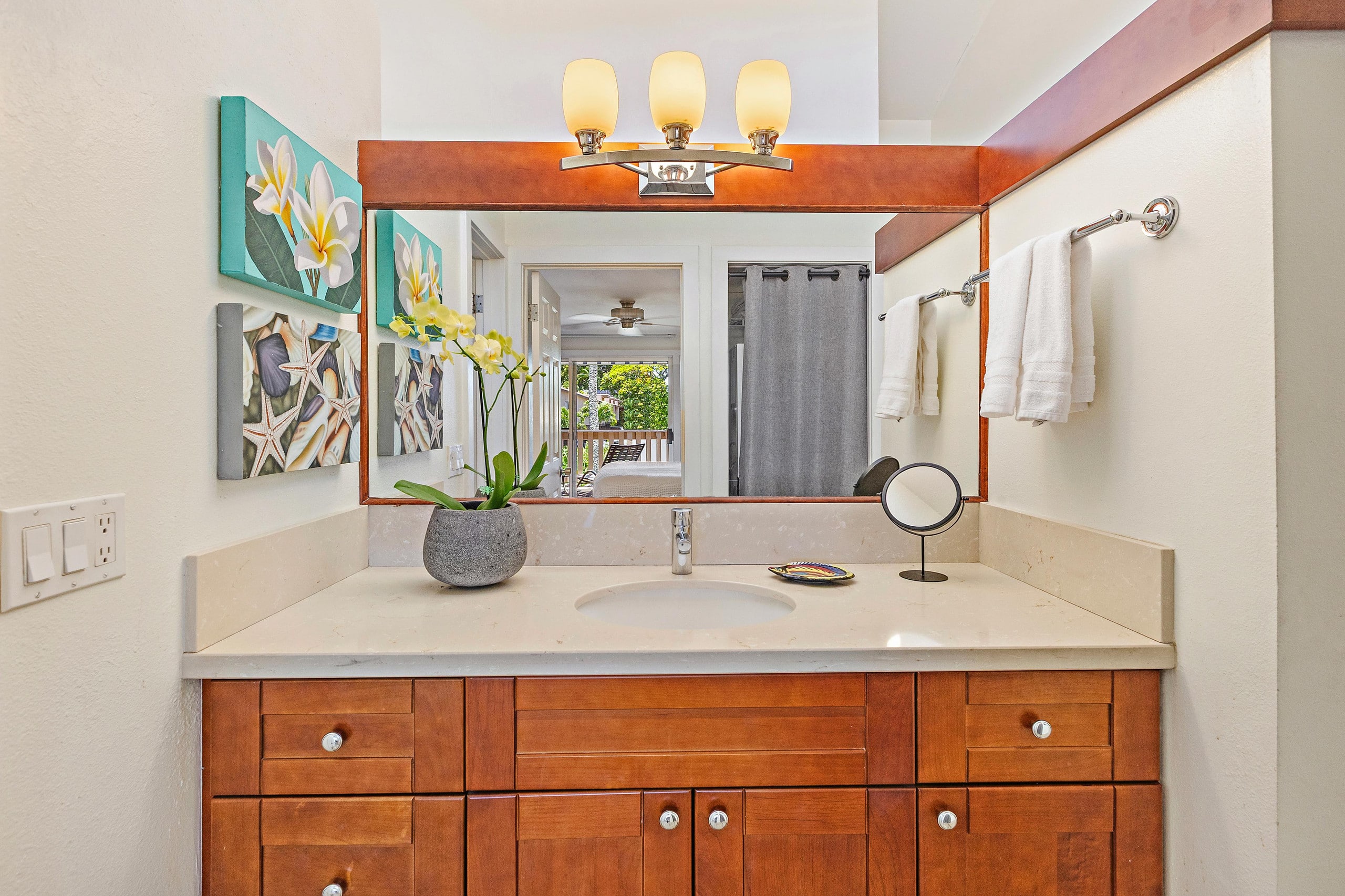 Condo in Lahaina · ★5.0 · 2 bedrooms · 3 beds · 2 baths - Image 6
