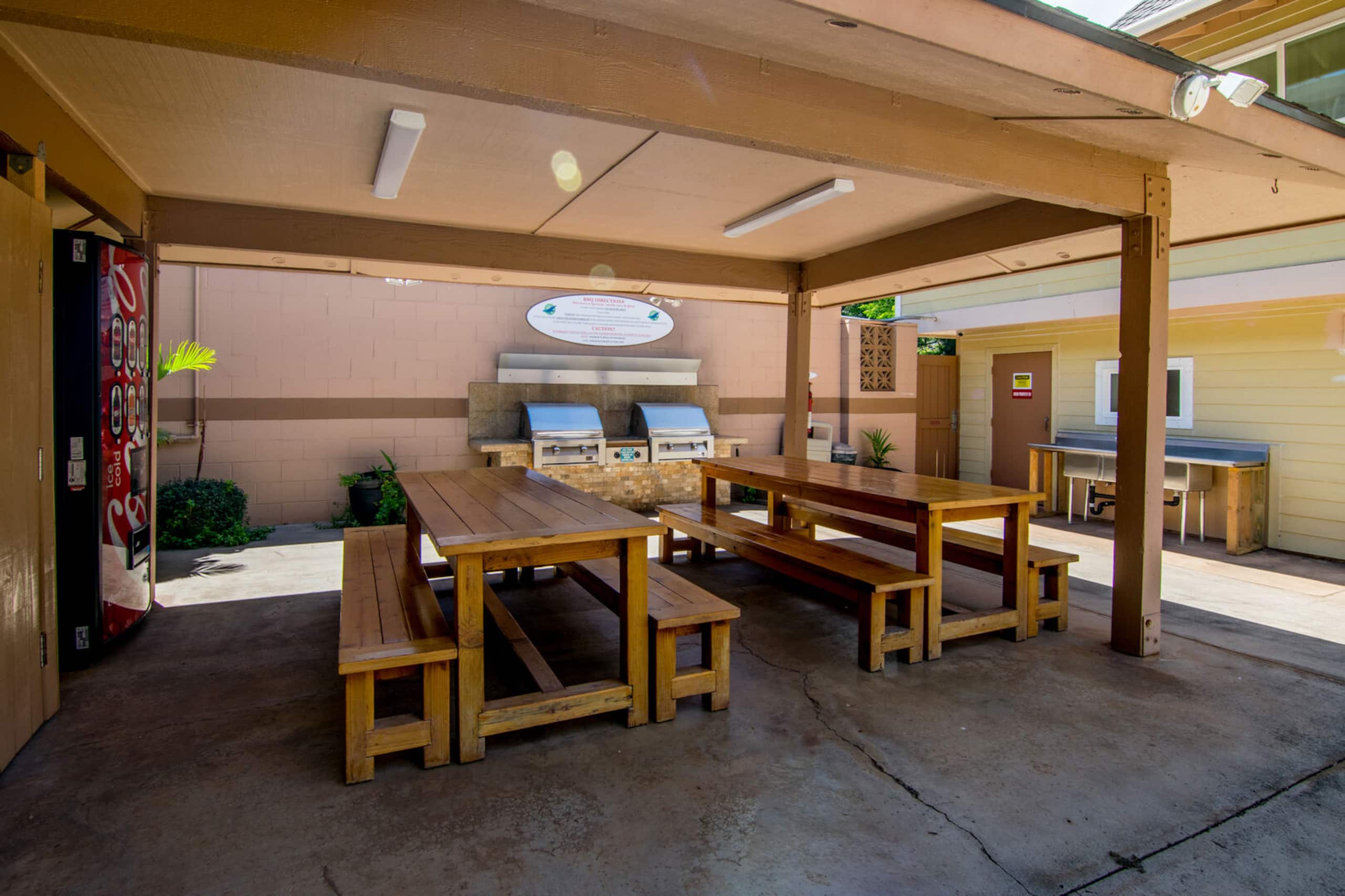 Condo in Lahaina · ★5.0 · 1 bedroom · 2 beds · 1 bath - Image 42