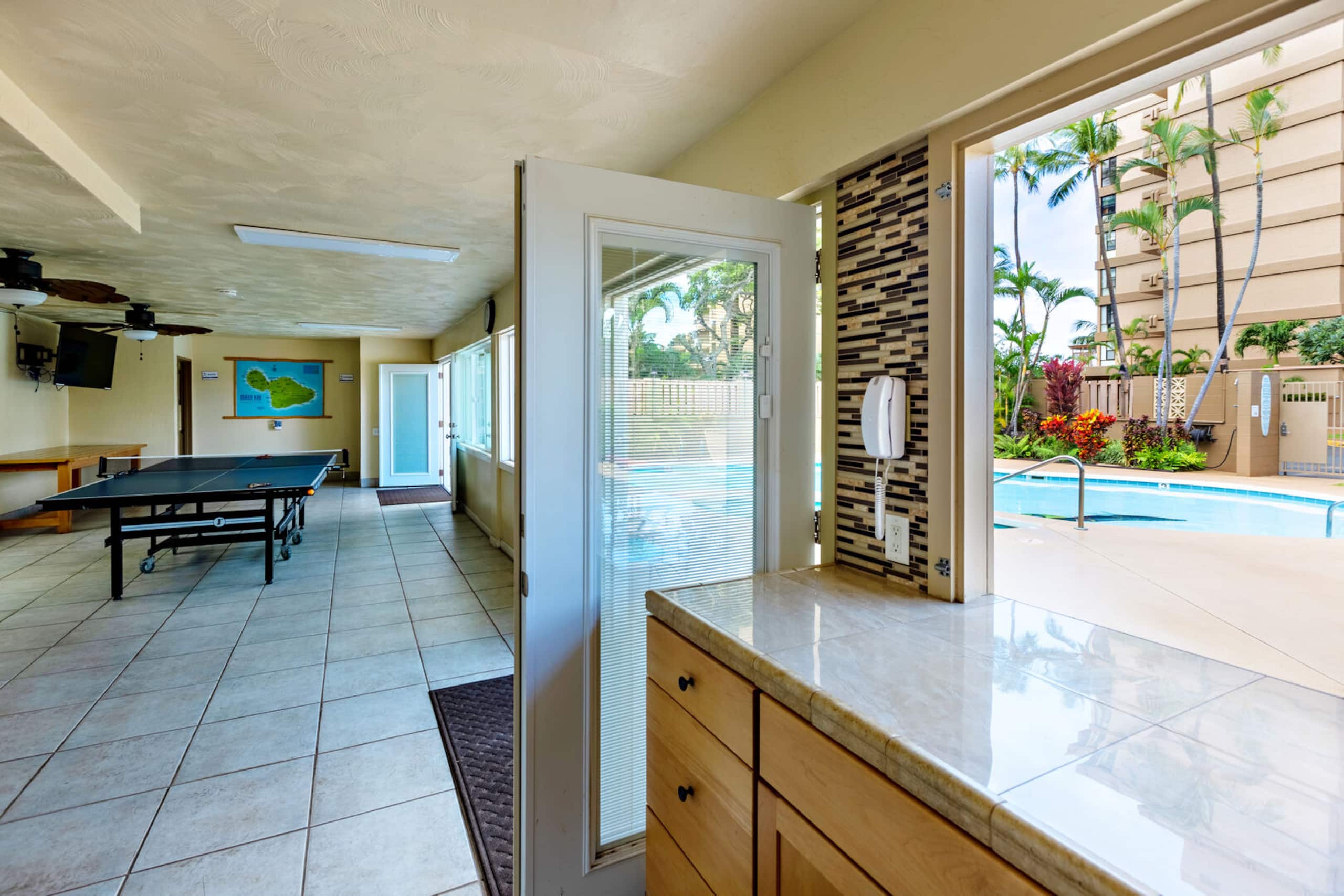 Condo in Lahaina · ★5.0 · 1 bedroom · 2 beds · 1 bath - Image 40