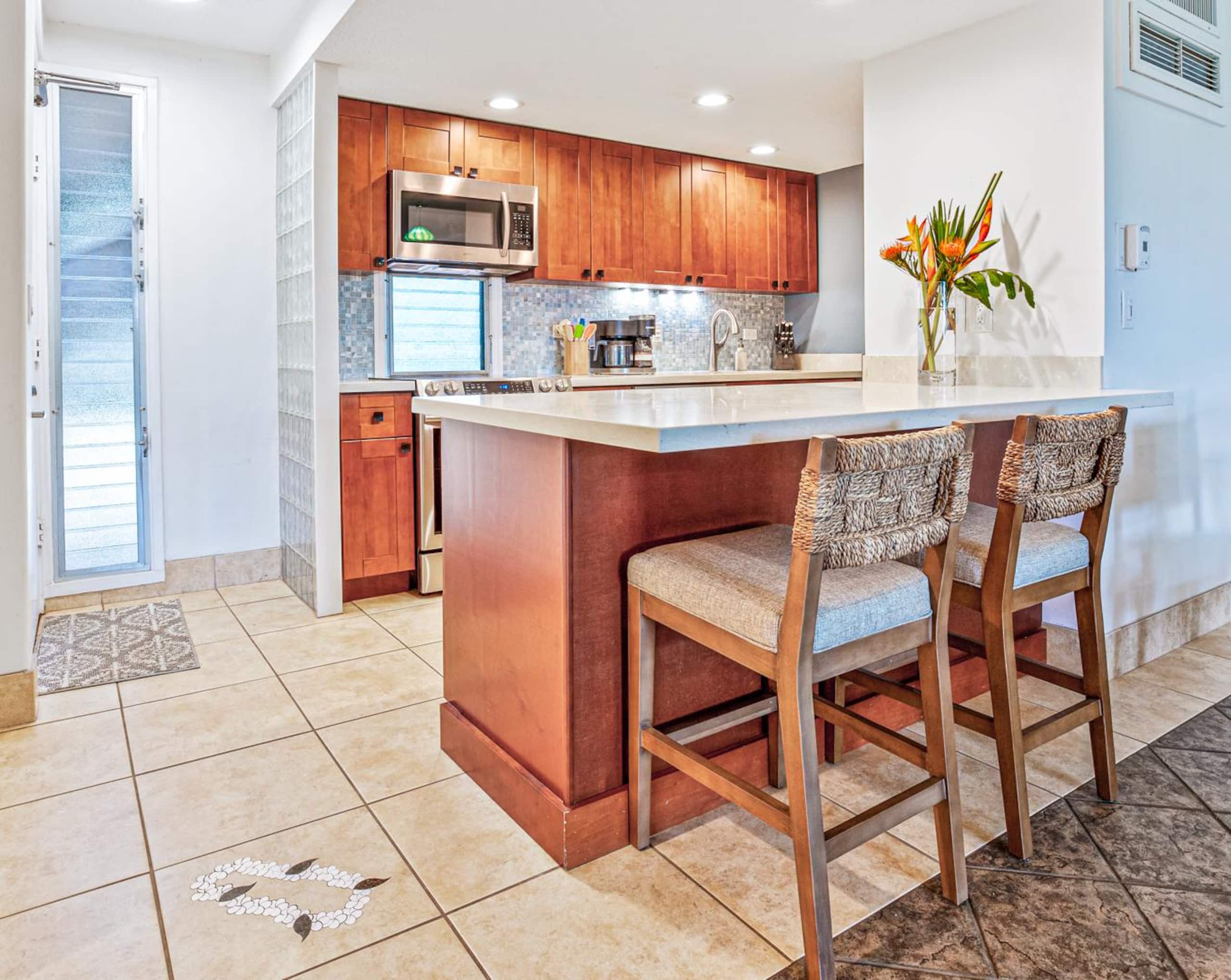 Walk to Beach | Beach Cabana | AC | Eldorado B102 - Image 17