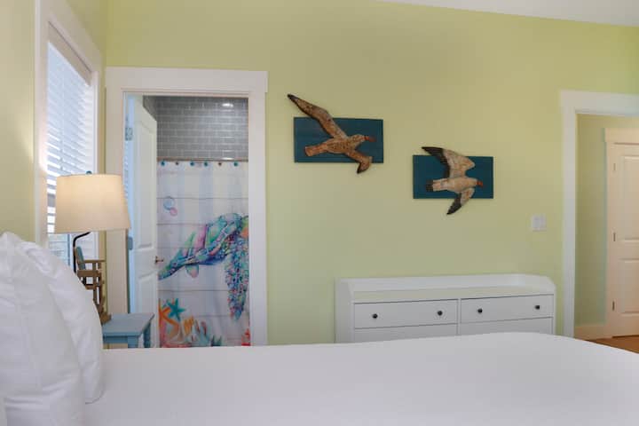 Bedroom 3 with Full Bathroom