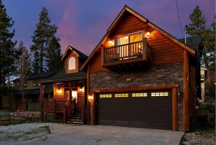 Big Bear Hideout Retreat+game Room+near Village - Big Bear Lake, CA