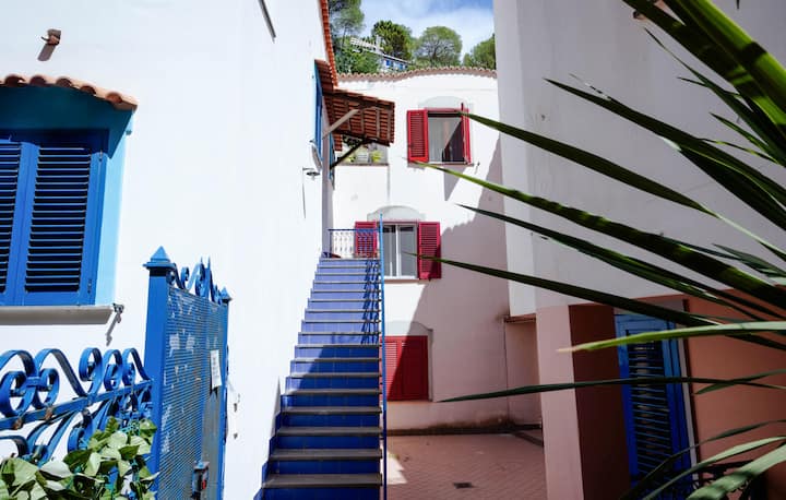 Gorgeous Apartment In Vico Equense With Wifi - Vico Equense