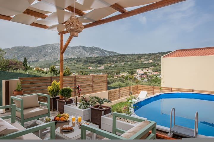 Iris Villa 1 - Iraklion