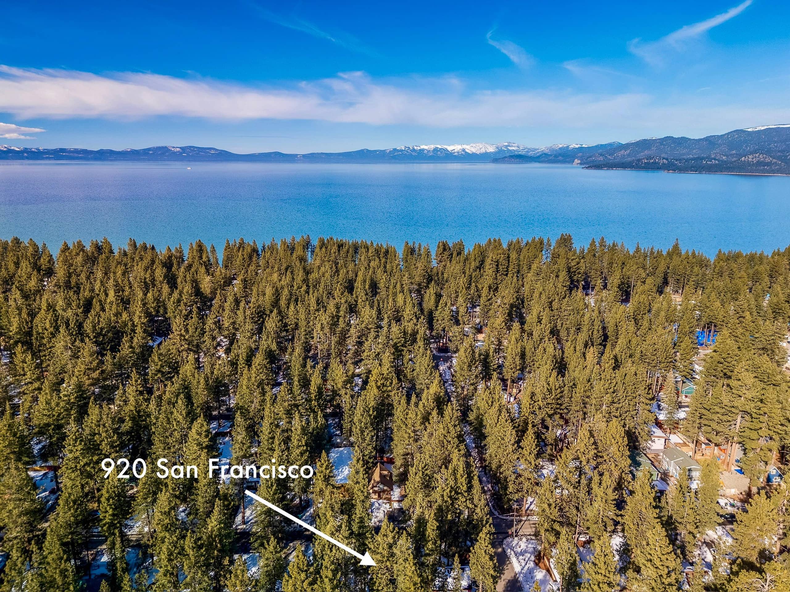 Home in South Lake Tahoe · 3 bedrooms · 5 beds · 2 private baths - Image 7