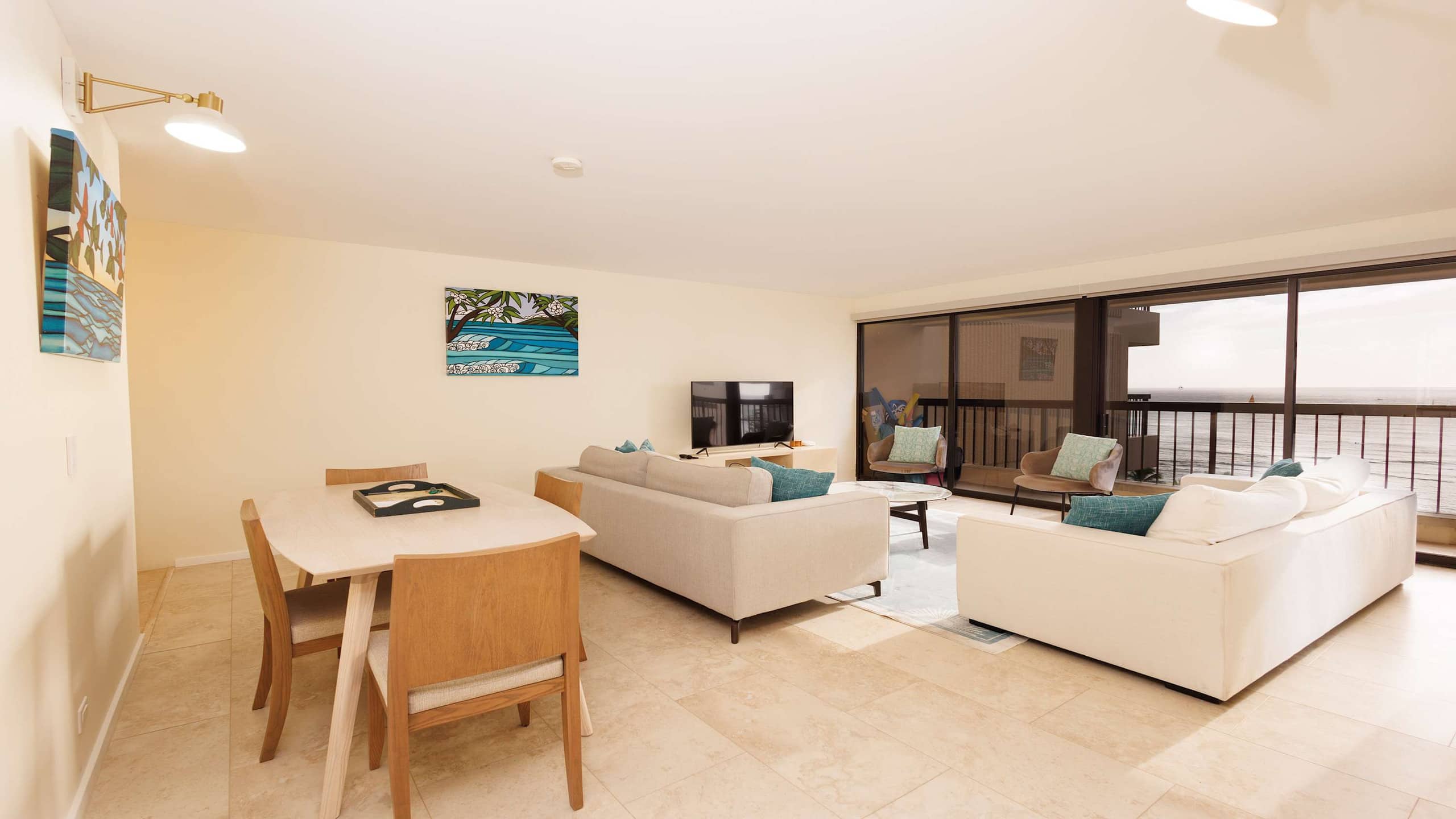 Steps to Waikiki Beach! | Ocean View Balcony - Image 13
