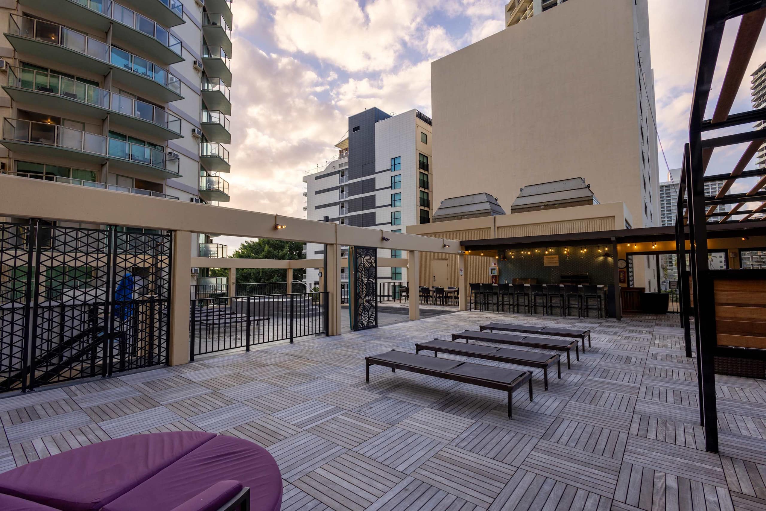 Steps to Waikiki Beach! | Ocean View Balcony - Image 28