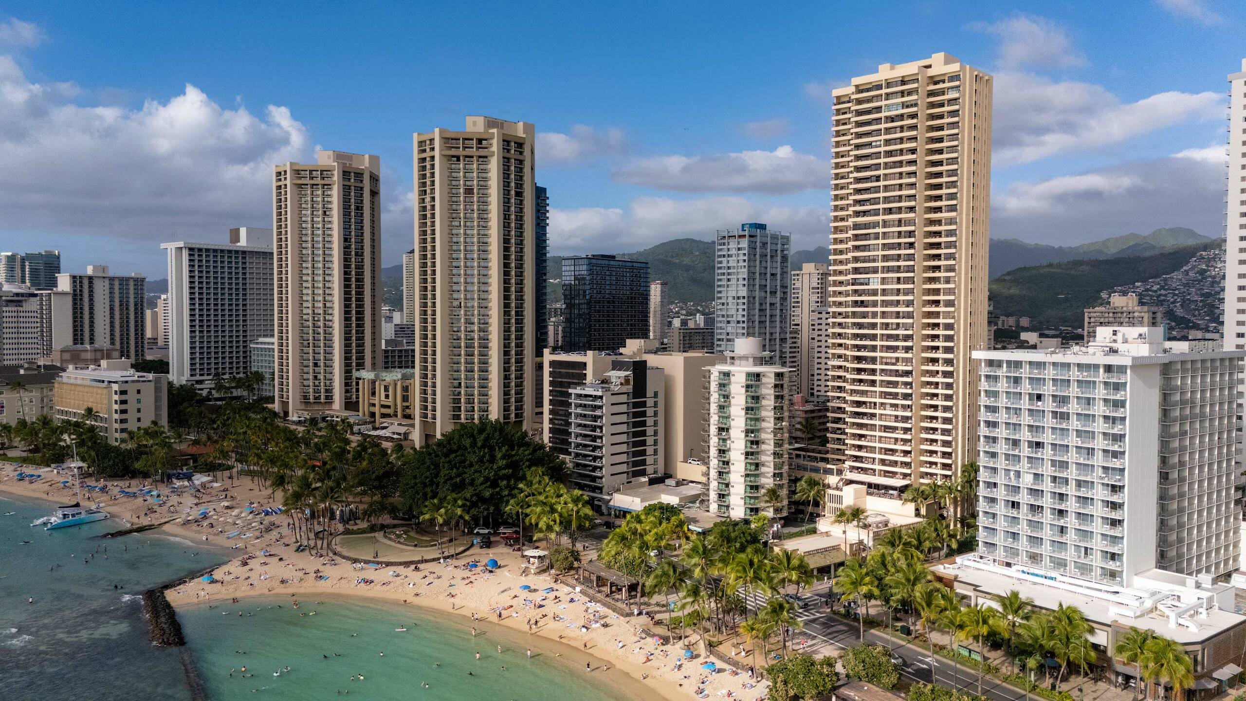 Steps to Waikiki Beach! | Ocean View Balcony - Image 26
