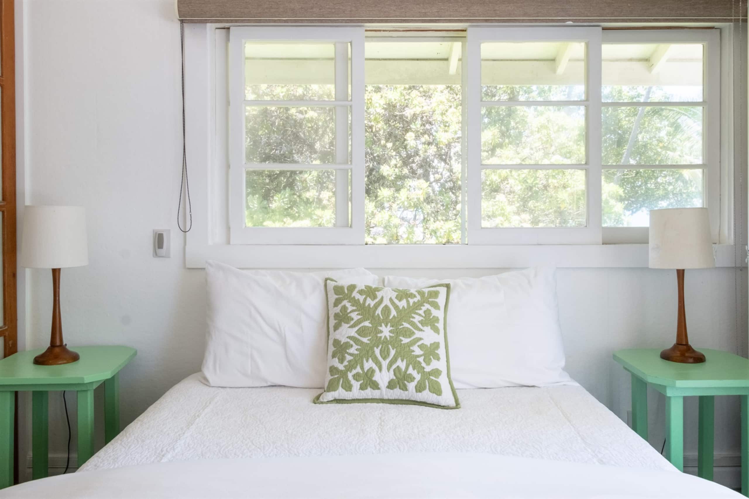 Seaside Cottage - The beach is your front yard! - Image 25