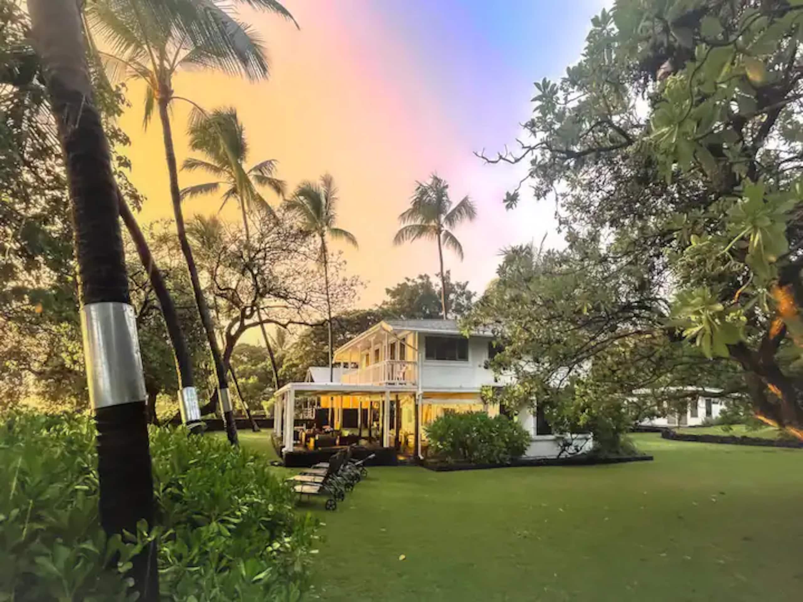 Seaside Cottage - The beach is your front yard! - Image 51