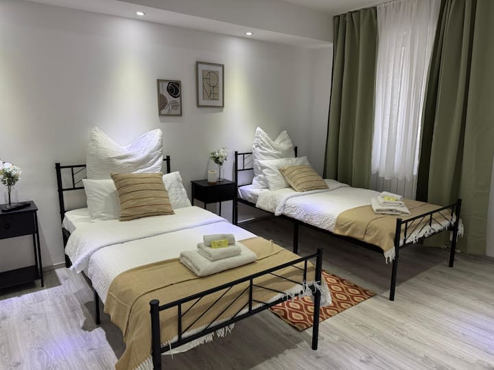 M B Homes Lauterstein 8 - Donzdorf