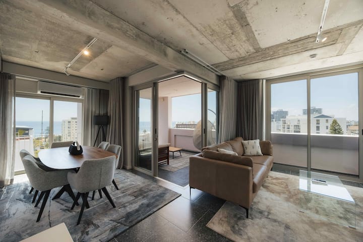 Stunning Penthouse With Rooftop Pool And Concierge - Camps Bay