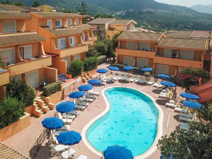 Charmant Appartement Avec Vue Sur La Mer Et Piscin - Badesi