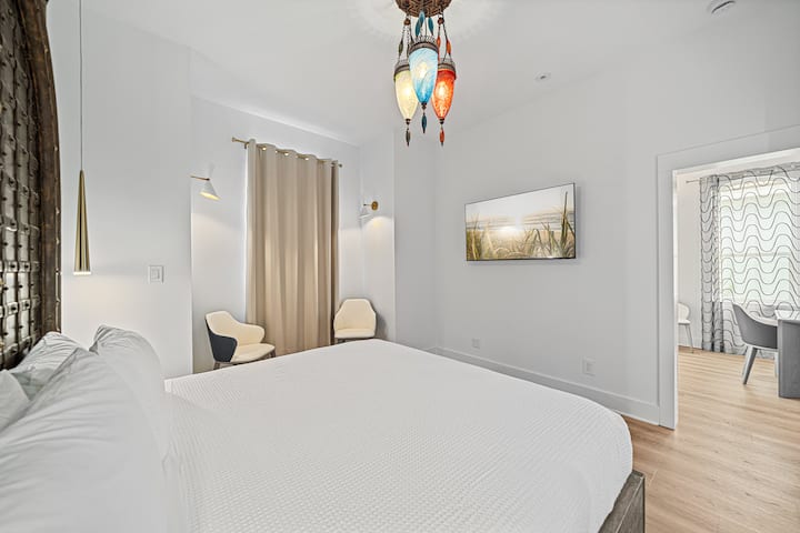 מתפרשים ונרגעים - מיטת הקינג הזו כולה שלכם!