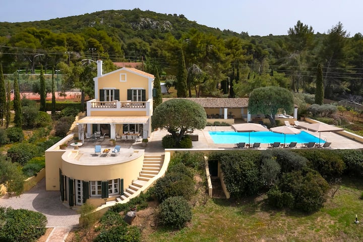 Felicia - Kefalonia