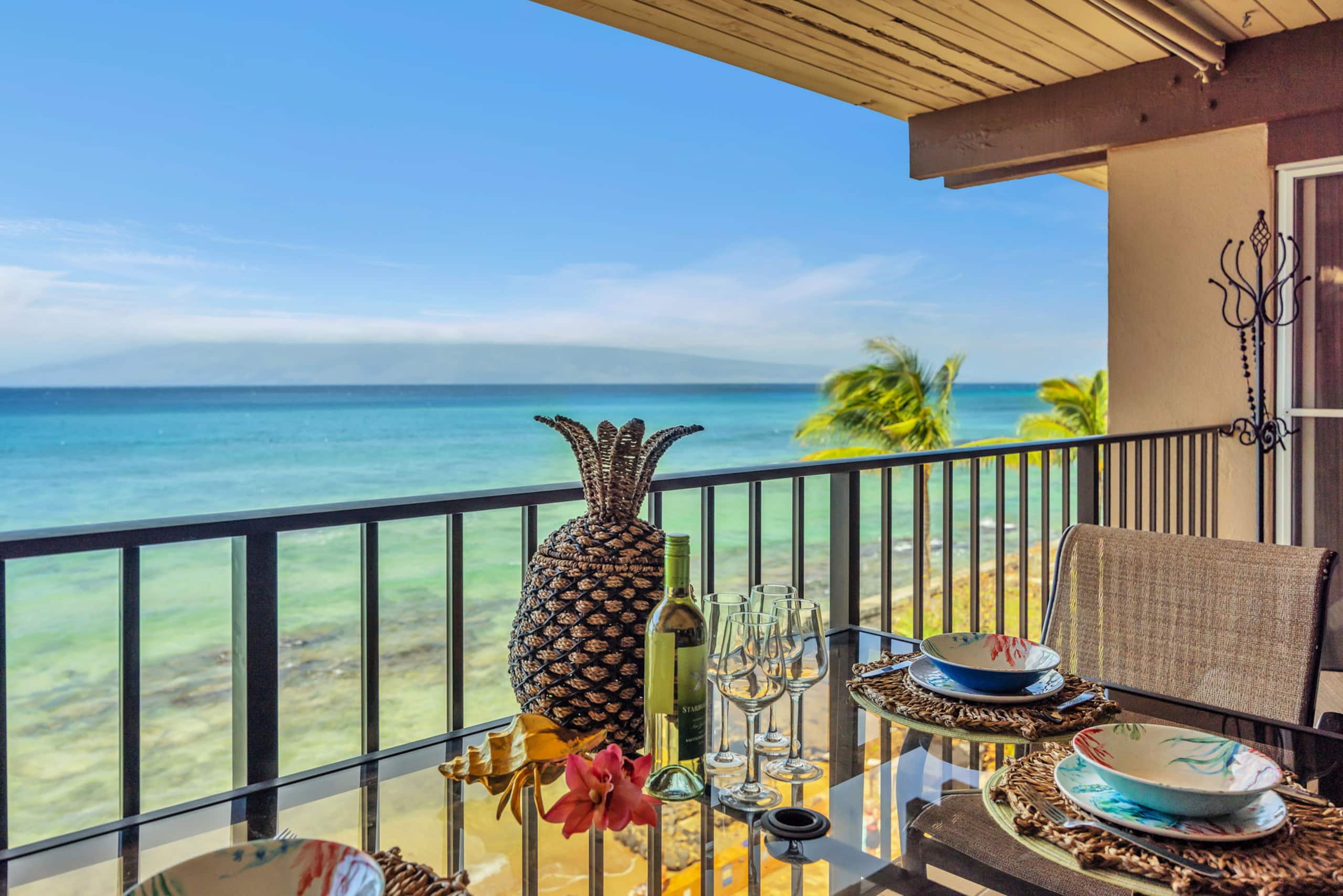 Condo in Lahaina · ★4.67 · 2 bedrooms · 4 beds · 2 baths - Image 9