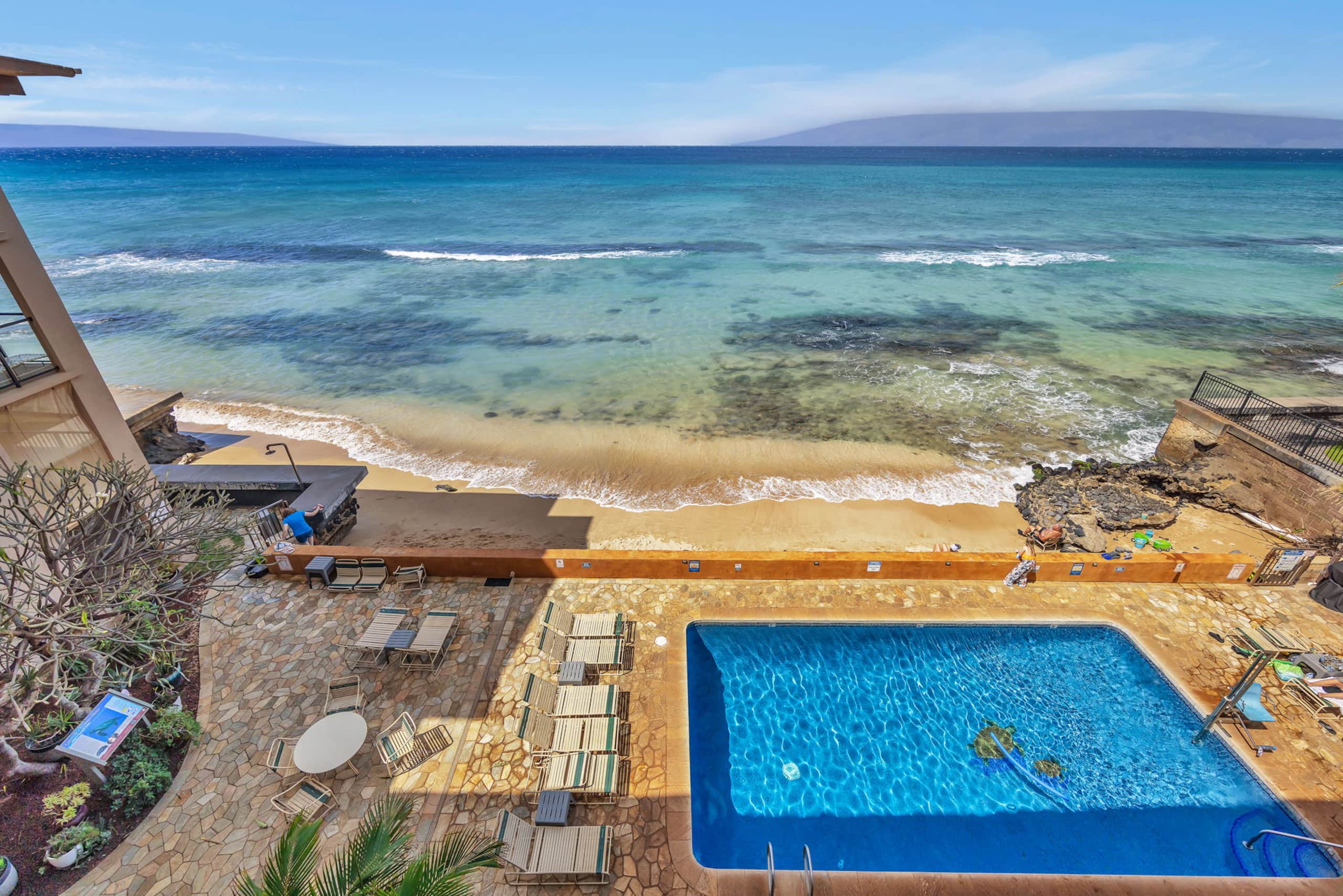 Condo in Lahaina · ★4.67 · 2 bedrooms · 4 beds · 2 baths - Image 13